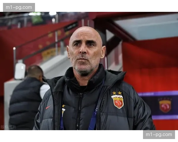 穆斯卡特被迫转型532阵型 伤病潮下海港放弃传控理想国